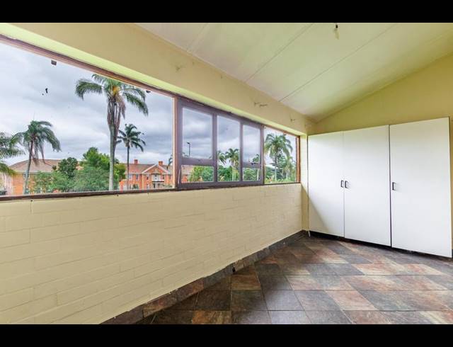 2 BEDROOM APARTMENT FOR SALE IN PELHAM